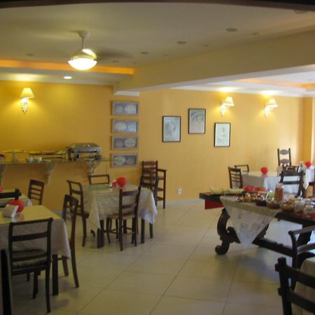 Hotel La Brise Cabo Frio Exterior foto